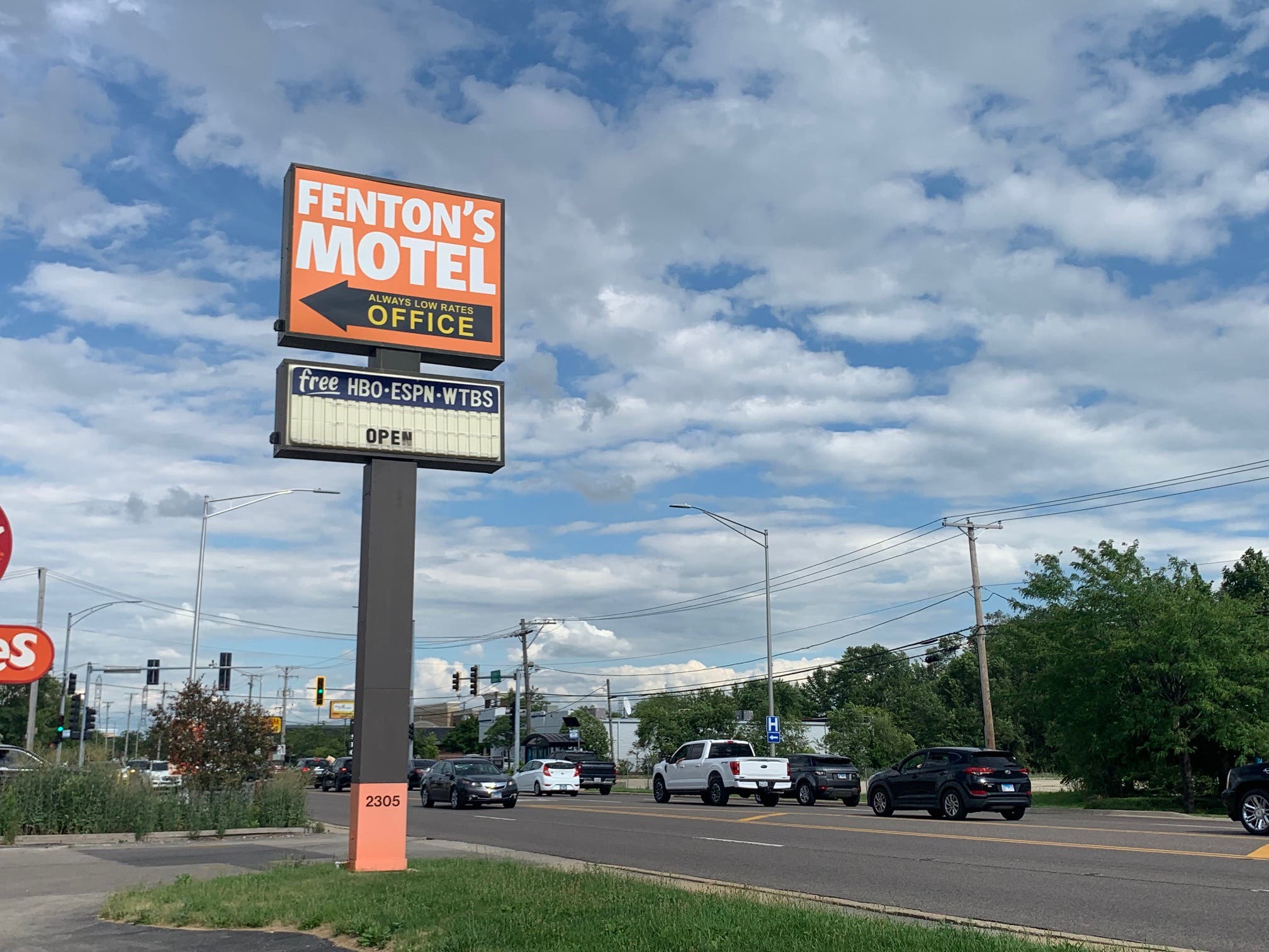 Man Trying To Torch Fenton's Motel Captured Joliet Police Joliet, IL